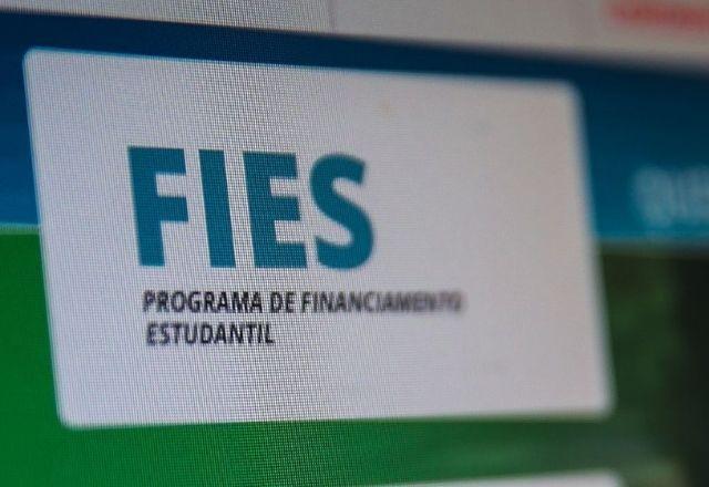 Renegociação do Fies pode atender mais de 1 milhão de estudantes e desconto chega até 92% da dívida; saiba mais