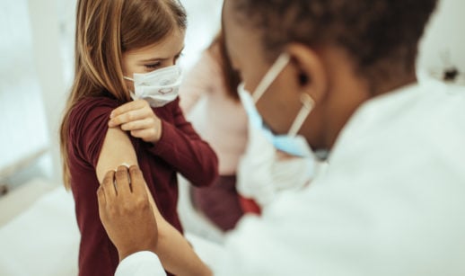 CoronaVac: Anvisa aprova vacina para crianças de 6 a 17 anos; entenda como será imunização