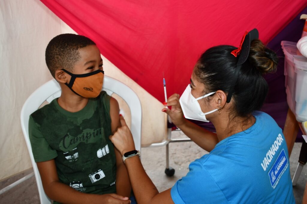 Imunização contra a Covid-19 será retomada na próxima quinta-feira (03) com um grande vacinaço da Prefeitura de Alagoinhas