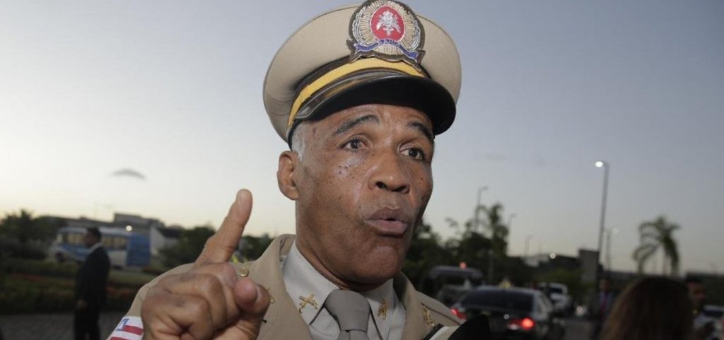 Aposentado, Pastor Sargento Isidório é promovido a capitão da PM