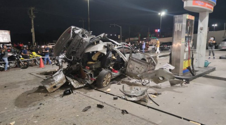 Cilindro de gás de carro explode durante abastecimento no CE; veja