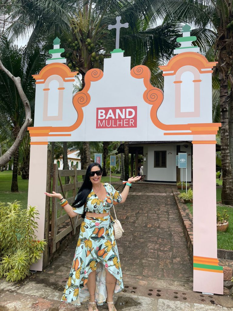 Pré-candidata a deputada estadual, Ludmilla Fiscina é uma das convidadas do Especial Band Mulher na Ilha dos Frade