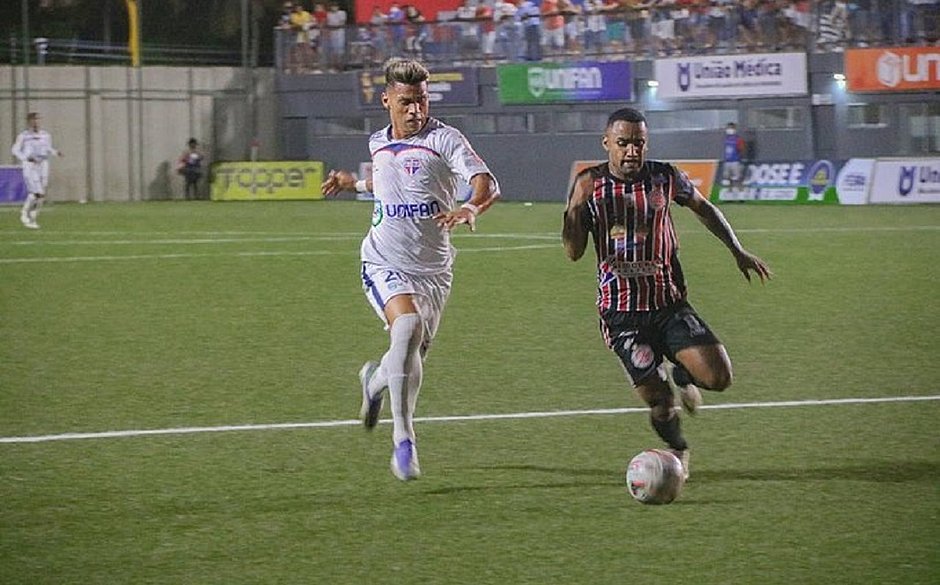 Atlético de Alagoinhas bate Bahia de Feira e sai em vantagem na semi do Baianão