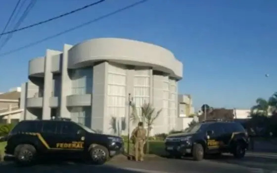 Tarja Preta: PF cumpre mandados em operação contra homicídios e tráfico