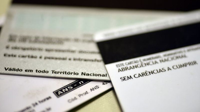 ANS suspende venda de 12 planos de saúde após reclamação de consumidor