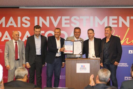 Ampliação de fábrica da Arezzo & Co prevê geração de mil novos empregos em Alagoinhas