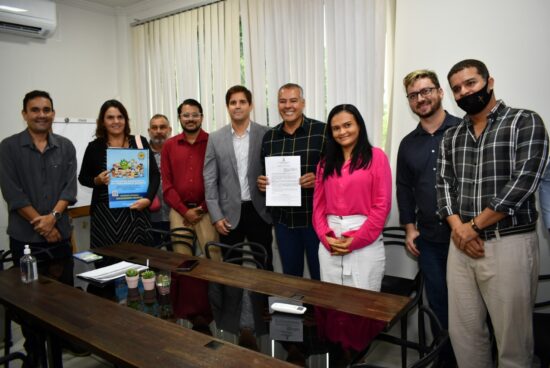 Prefeitura de Alagoinhas lança decreto para implementar programa da CGU de combate à corrupção