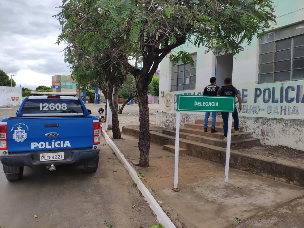 Pai é preso suspeito de estuprar as duas filhas adolescentes na Bahia