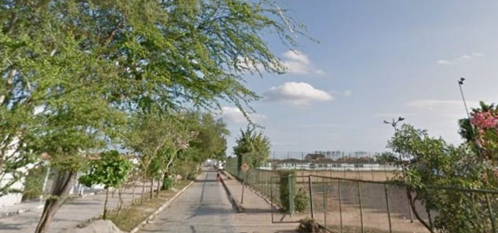 Pai e filho são baleados a caminho da escola em Feira de Santana