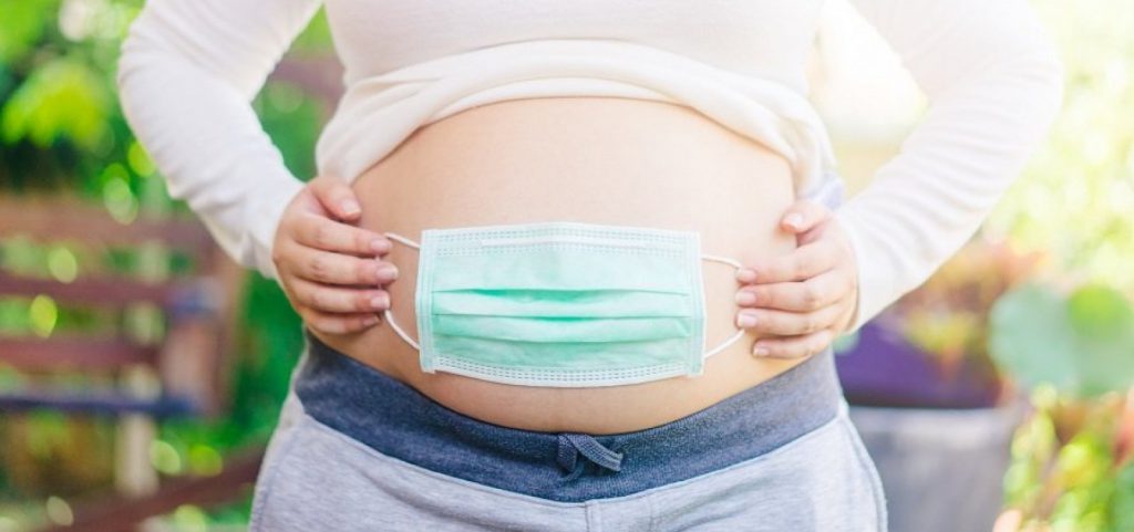 Levantamento indica que 180 mil mulheres se tornaram mães em 2021 na Bahia