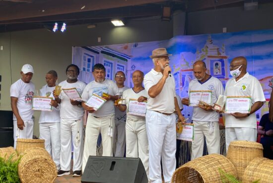 1o Festival de Capoeira de Alagoinhas reuniu e homenageou Mestres de Capoeira, valorizando e incentivando a expressão cultural genuinamente brasileira