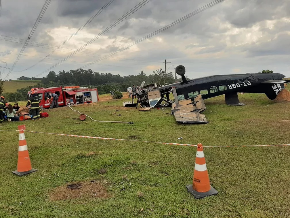 Queda de avião com paraquedistas mata duas pessoas em Boituva