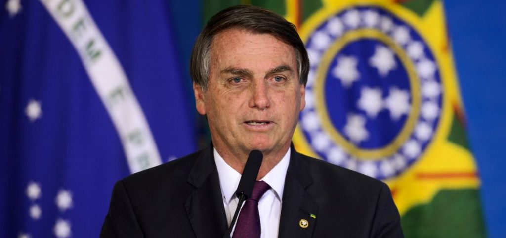 Bolsonaro anuncia nova redução de impostos para jogos eletrônicos