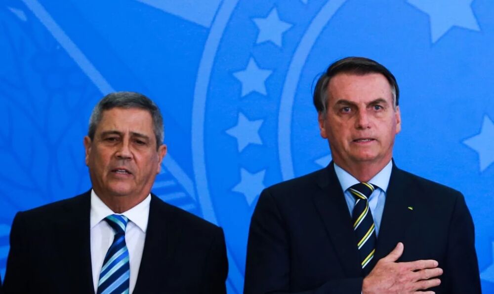 Bolsonaro confirma general Braga Netto como vice