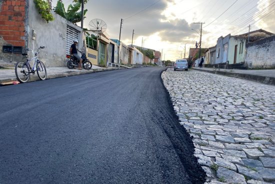 Prefeitura de Alagoinhas realiza requalificação asfáltica de ponta a ponta da cidade
