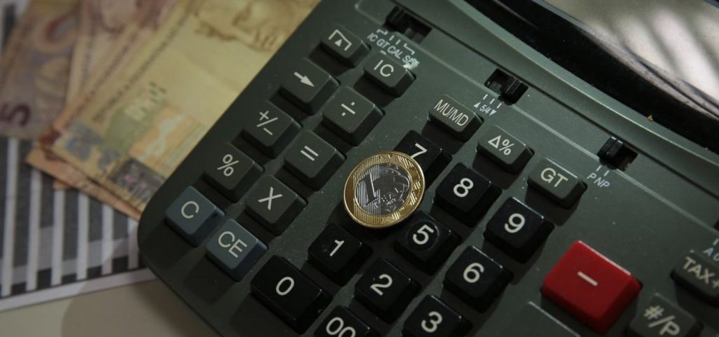 Órgão ligado ao Senado projeta inflação e dívida mais altas em 2023