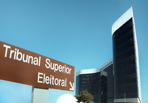 TSE lança sistema de alerta contra desinformação