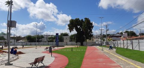 Alagoinhas recebe internet gratuita em praças públicas