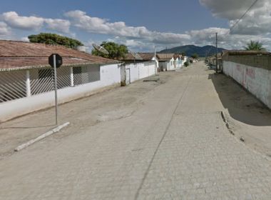 Idosa é achada morta em fossa no sul da Bahia