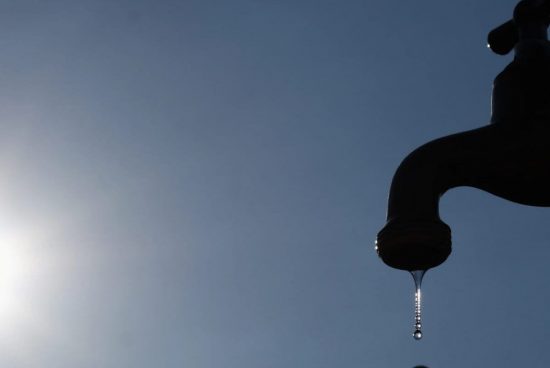 Queda de energia afeta sistema de abastecimento do Conjunto Linha Verde; Confira