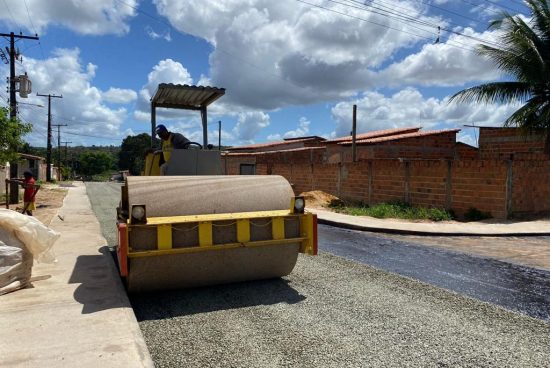 Pavimentação de 11 ruas beneficia o Parque São Bernardo em Alagoinhas