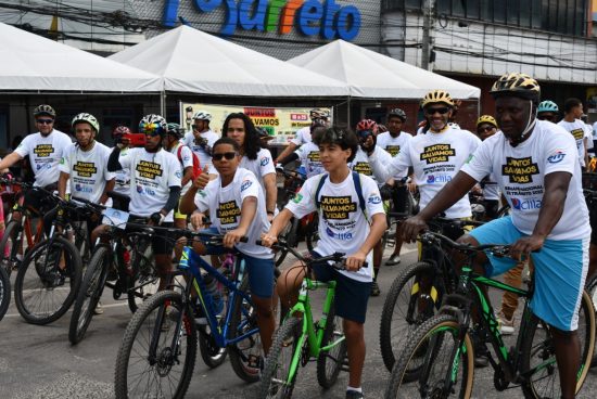 Cerca de 200 pessoas participaram de passeio ciclístico no encerramento da Semana Nacional de Trânsito 2022
