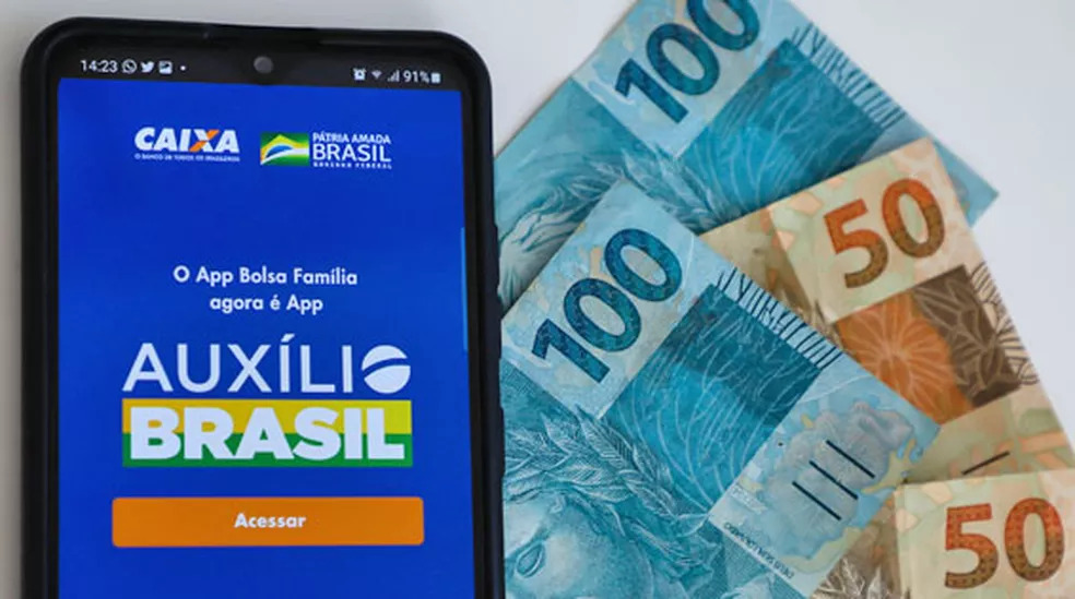Auxílio Brasil: pagamento da parcela de setembro começa nesta segunda-feira; veja calendário