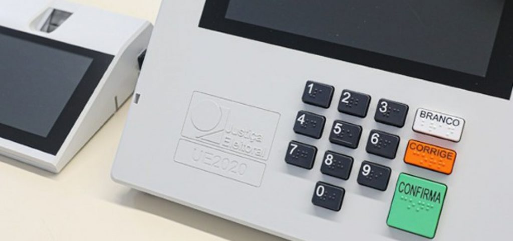 Boletim do TSE mostra que 401 urnas foram substituídas no Brasil até as 9h30
