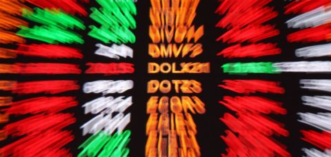 Mercado recebem bem o 2º turno. Bolsa sobe 4,8% e dólar recua 4%