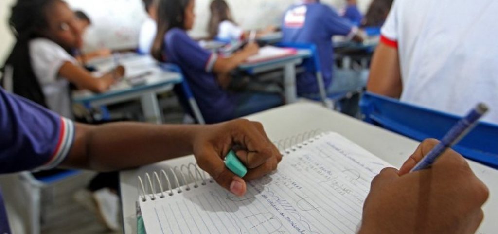 Estudantes da rede estadual de ensino devem se matricular até dia 24 de janeiro; confira detalhes