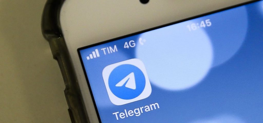 Justiça suspende Telegram após aplicativo não fornecer dados de grupos neonazistas