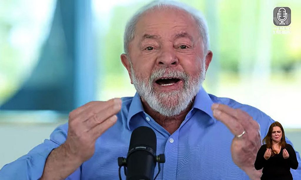 Lula diz que juros do empréstimo consignado causam indignação