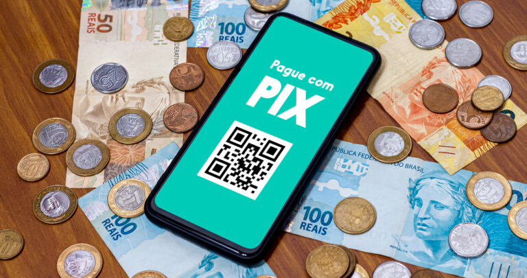 A partir de julho você deverá ter que pagar para mandar PIX