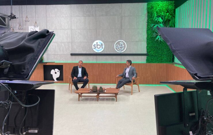 Prefeito de Alagoinhas visita TV Aratu e participa do Linha de Frente