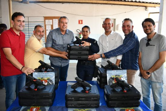 Guarda Civil Municipal recebe pistolas calibre 380 e reforça a Segurança Pública no município