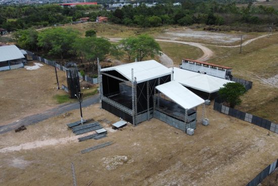Alagoinhas: Estrutura do Bahia Beer está sendo montada e Parque de Exposições é preparado para sediar o festival