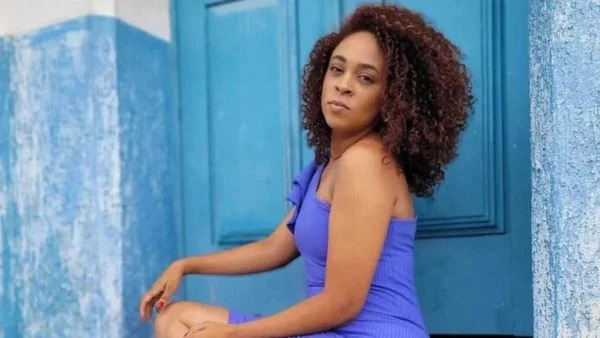 Professora morre após ser encontrada caída e com ferimentos na Bahia