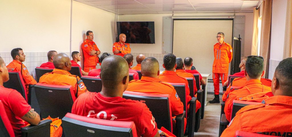 Corpo de Bombeiros da Bahia envia 22 agentes para o Rio Grande do Sul