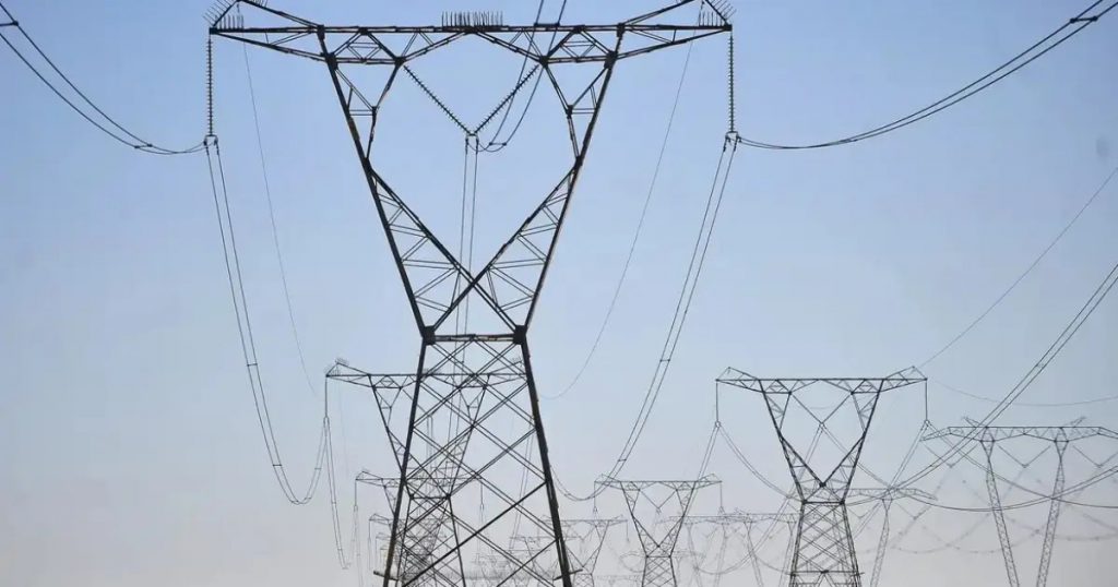 Disputa pelo mercado livre de energia gera até queixa de abuso de poder